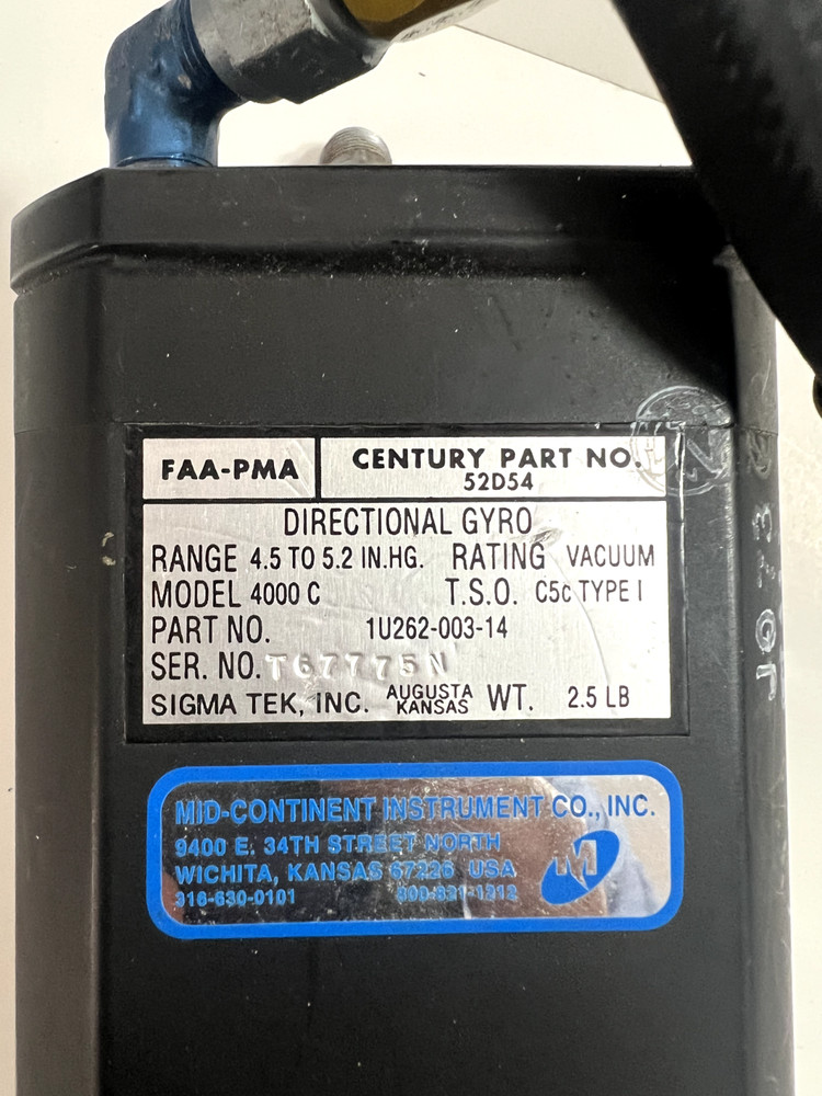 airplane instruments and accesories