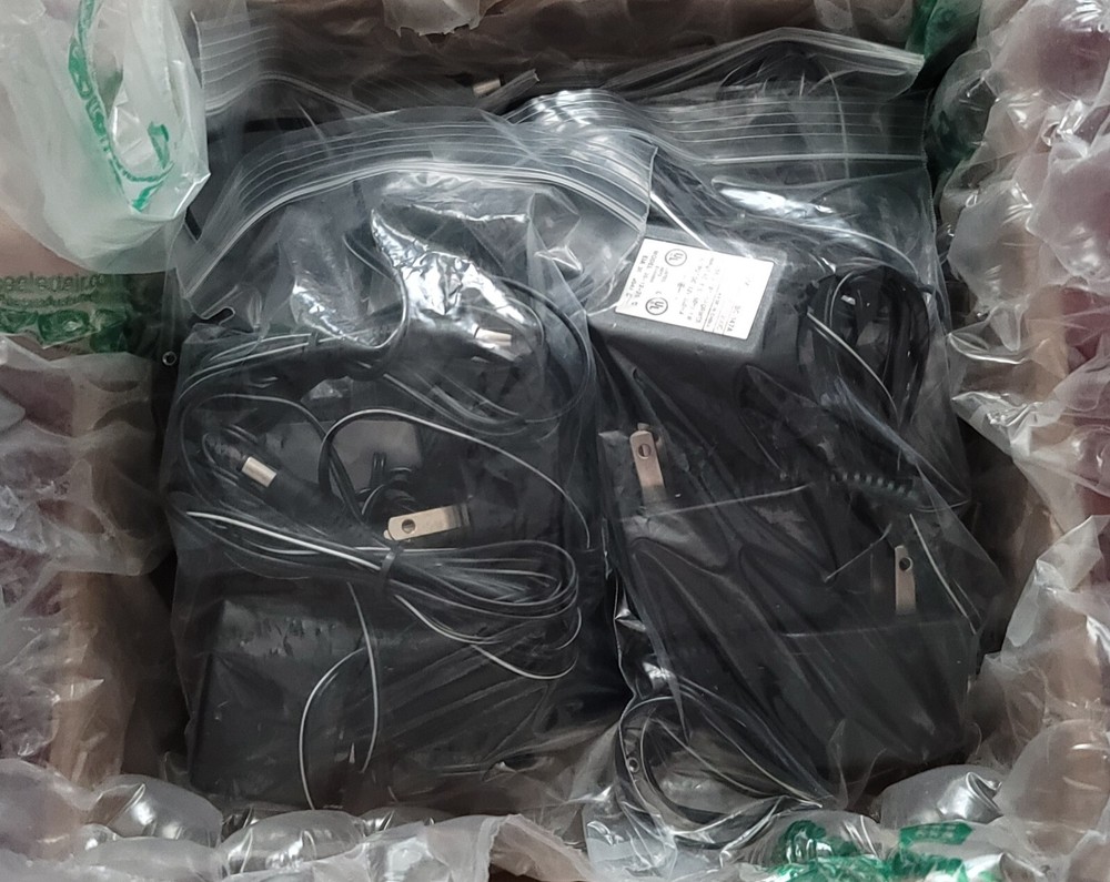 (11) ICOM BC-147A AC ADAPTER *TESTED*