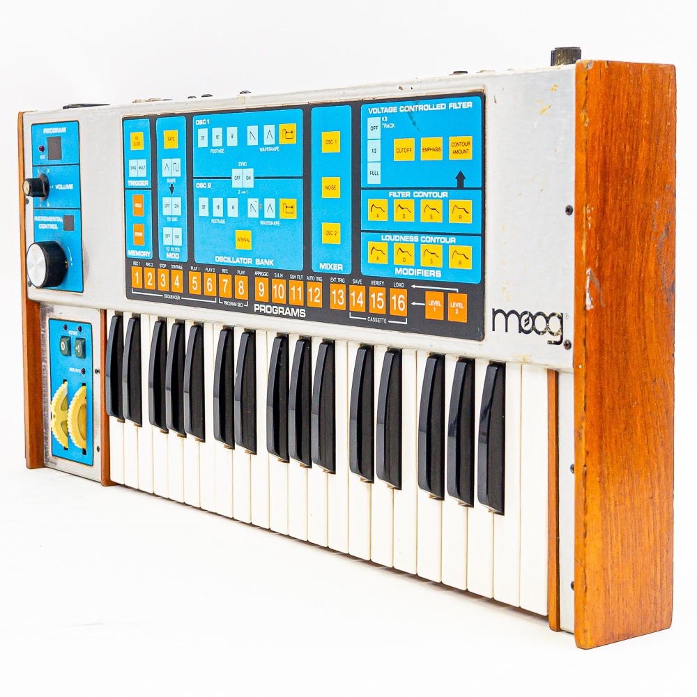 Moog Source Analog Synthesizer – Vintage 37-Key Mono Synth with Patch Memory
