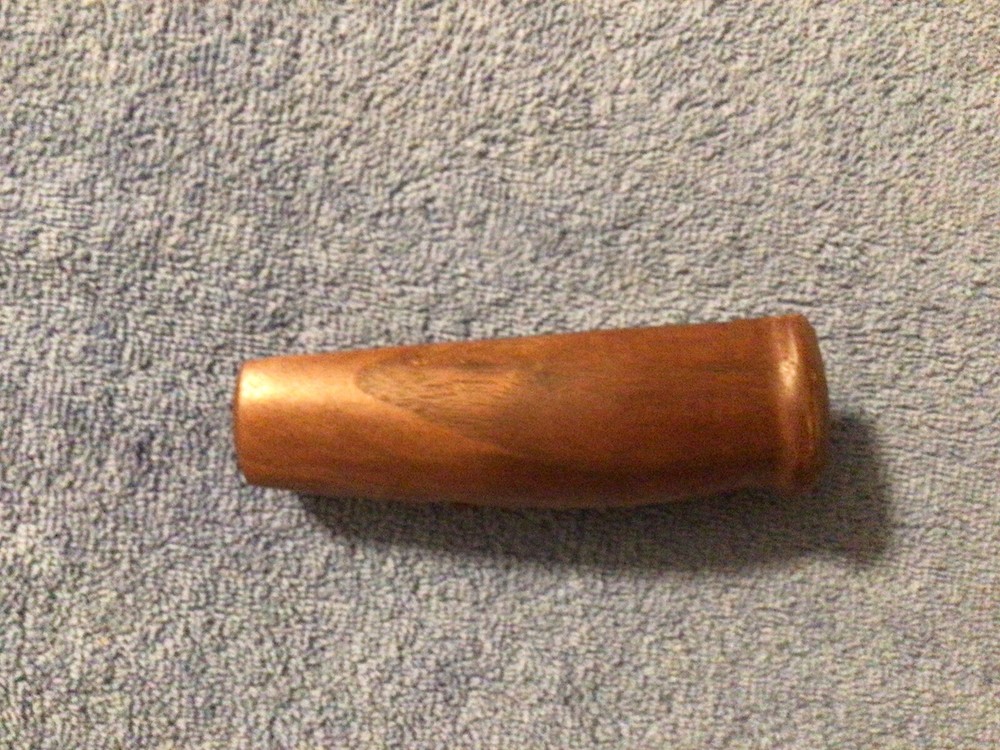 Colt Lightning .22  Forend Walnut Repro