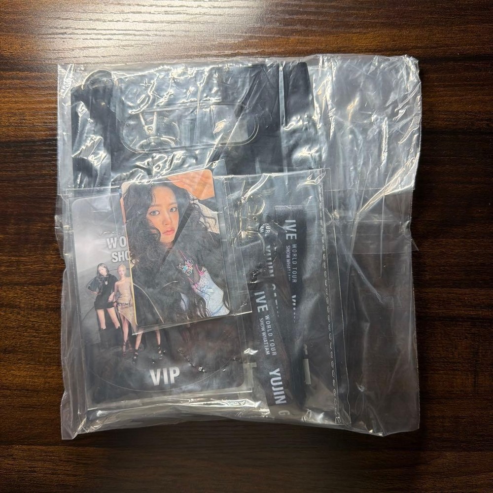 IVE Kyocera Dome VIP Bonus Set Complete