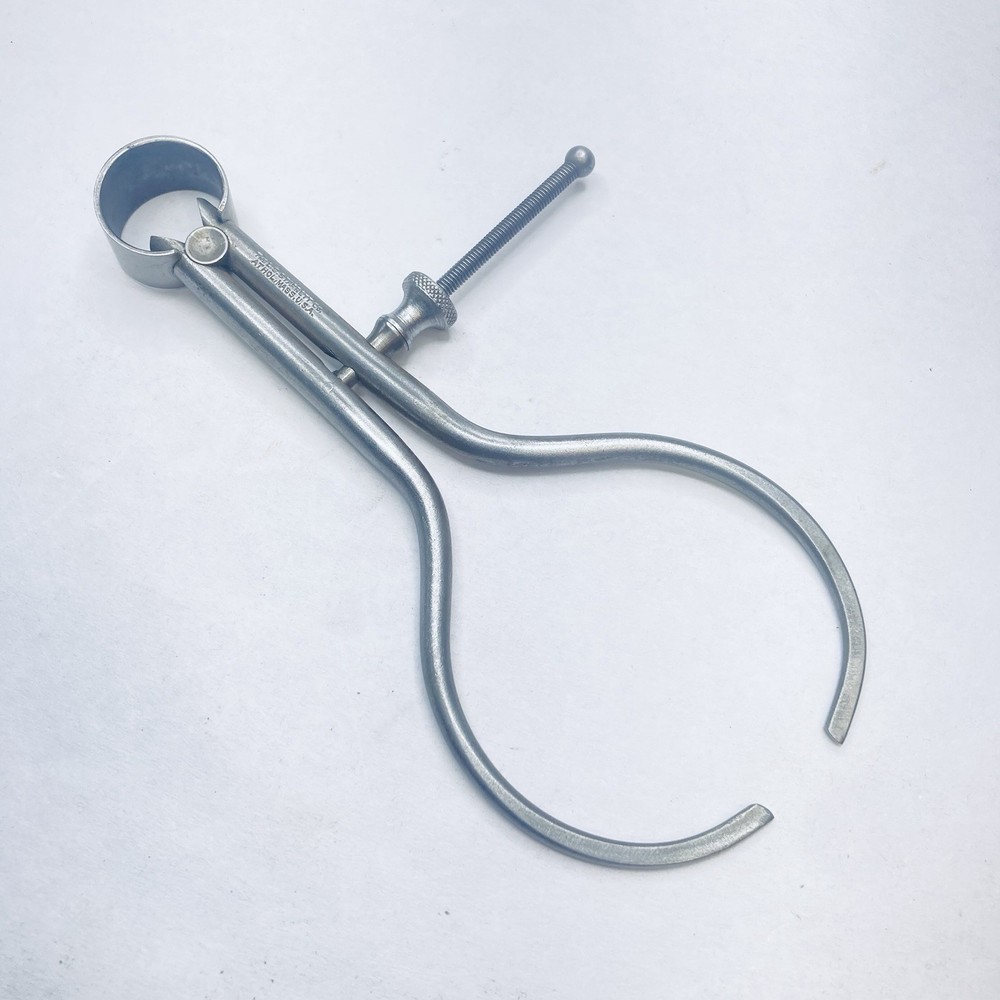 Starrett 275A-5 5" Toolmakers' Spring-Type Outside Caliper Round Leg- Solid Nut