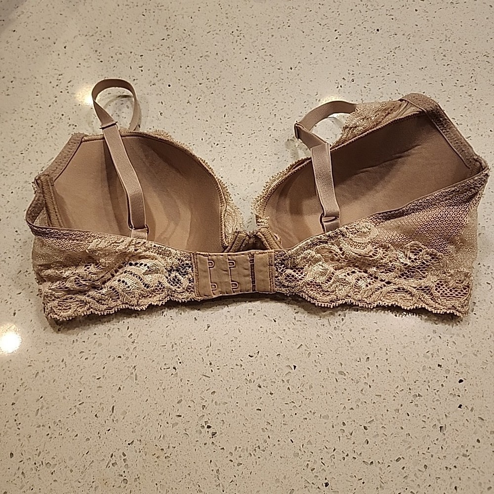 Natori Bra 36C Nude Underwire Lined 21080