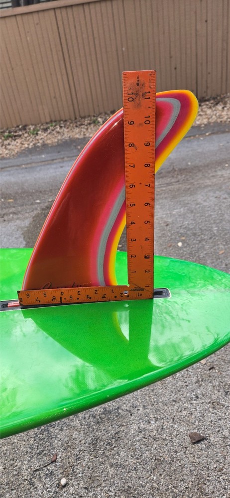 surfboard fin