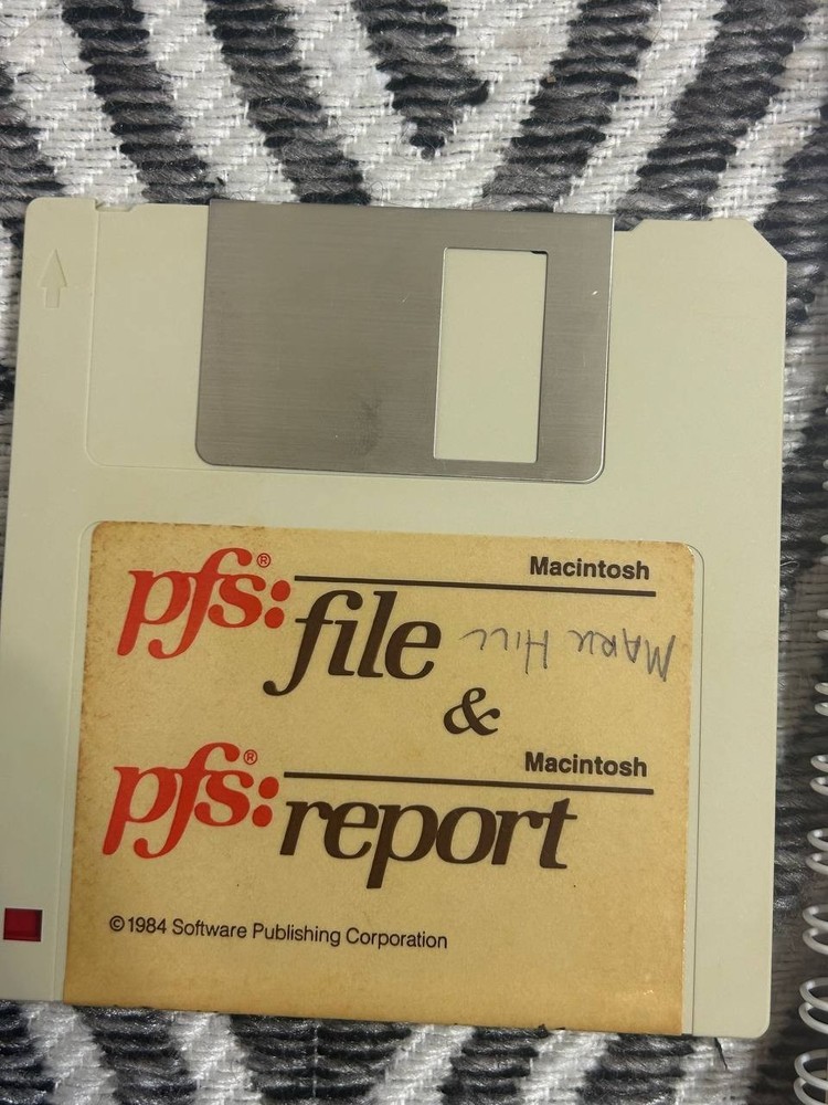 PFS File & Report Macintosh 3.5” Software w/ Box Manuals Sample Copy