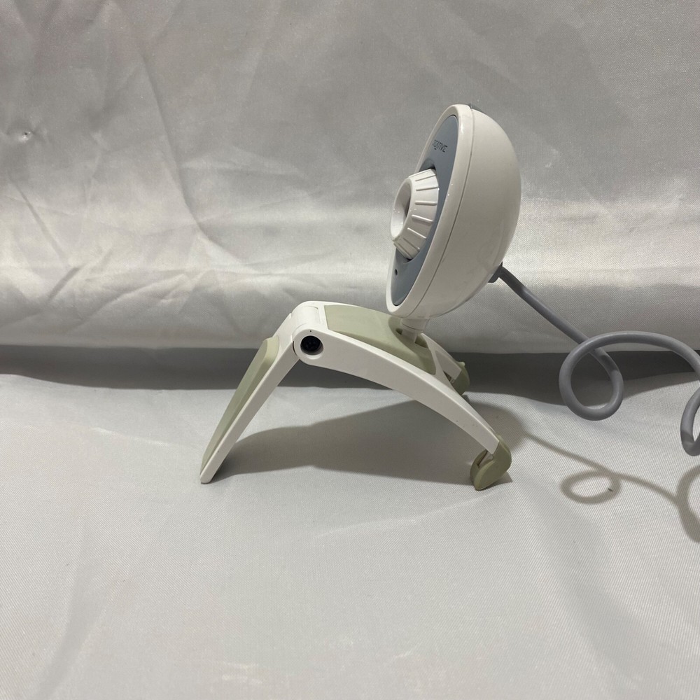 Creative Labs VF 0040 Instant USB 2.0 Web Cam White Grey