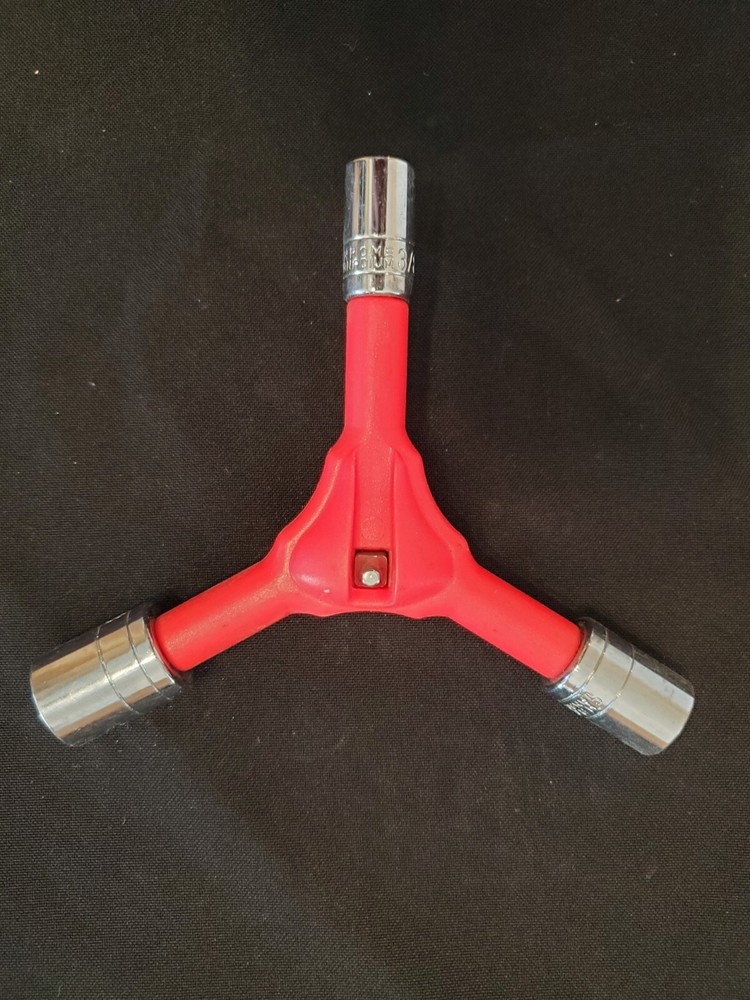 Vintage Skate Tool Element