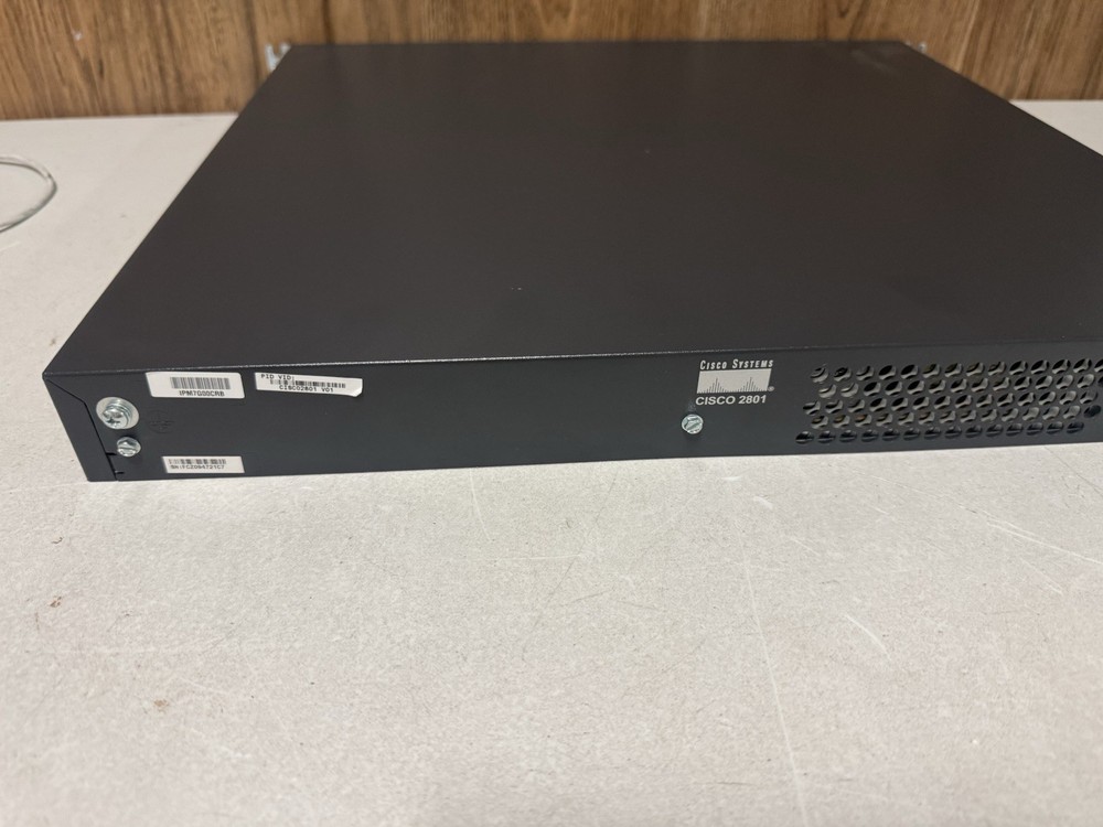 Cisco 2801 Integrated Services Router Rackmount Untested