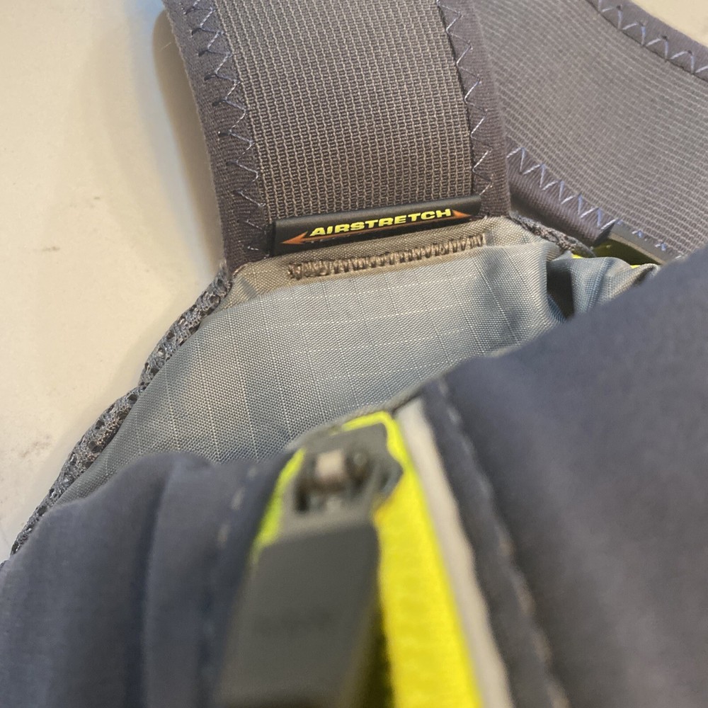 Amphipod Airflow Microstrech Running Belt One Size Black