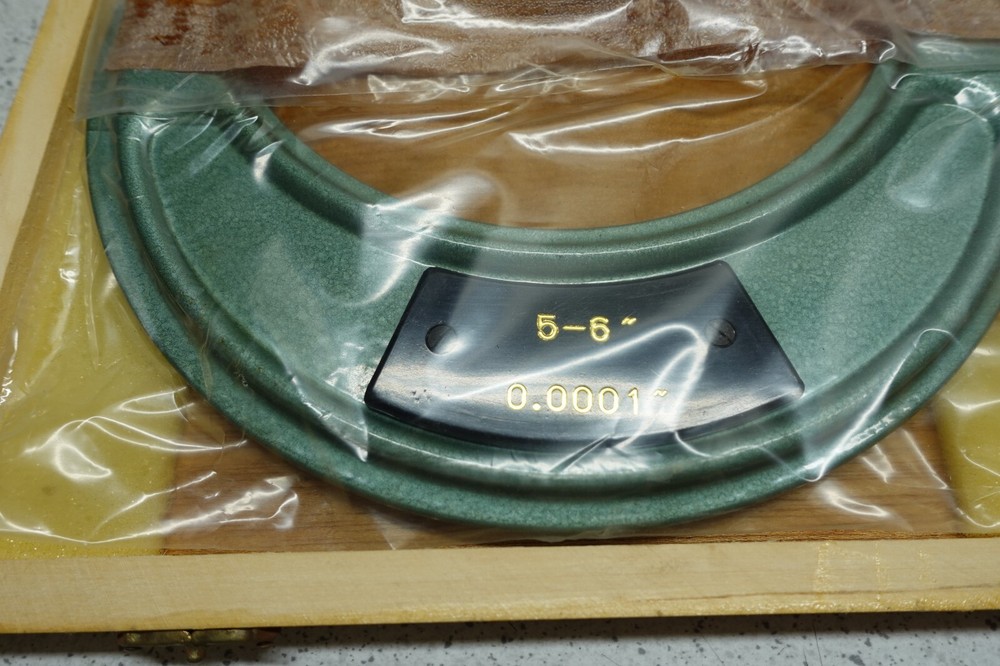 Pride Tool Systems 5-6" Micrometer in Box LIGHT GREEN