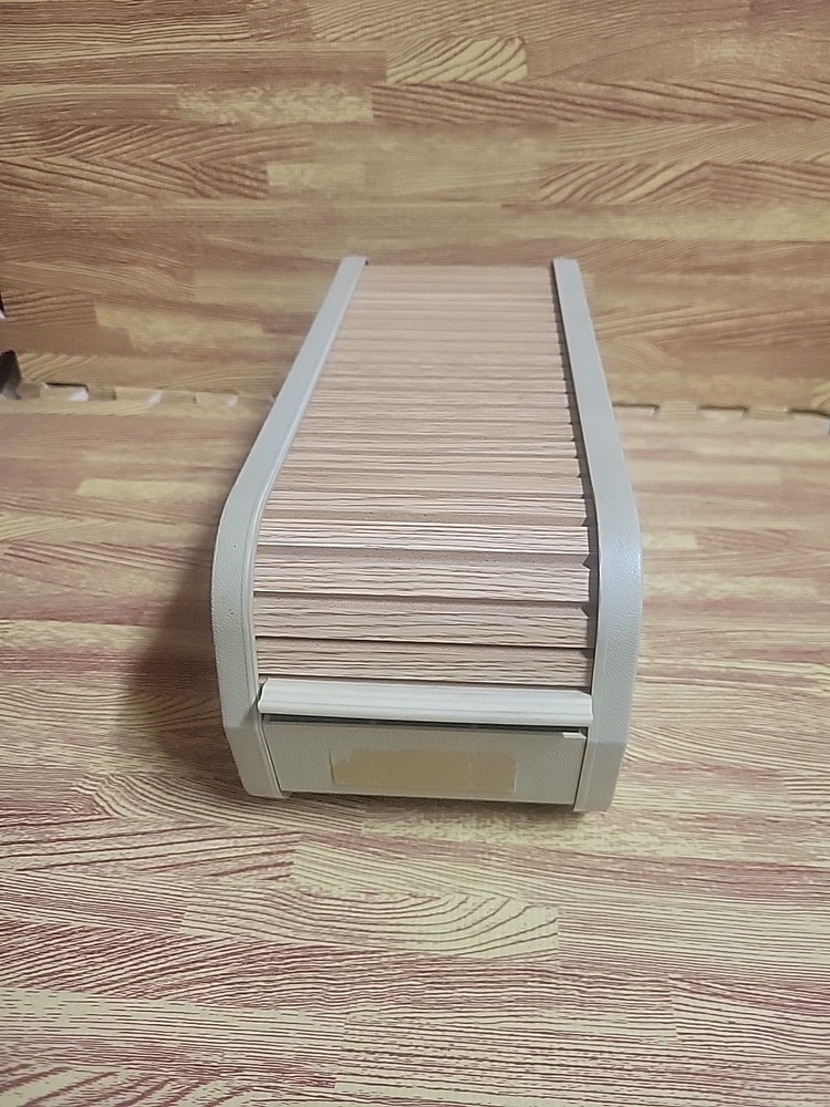 Microcomputer Accessories Plastic Roll Top 5.25” Disc Keeper Storage No Key