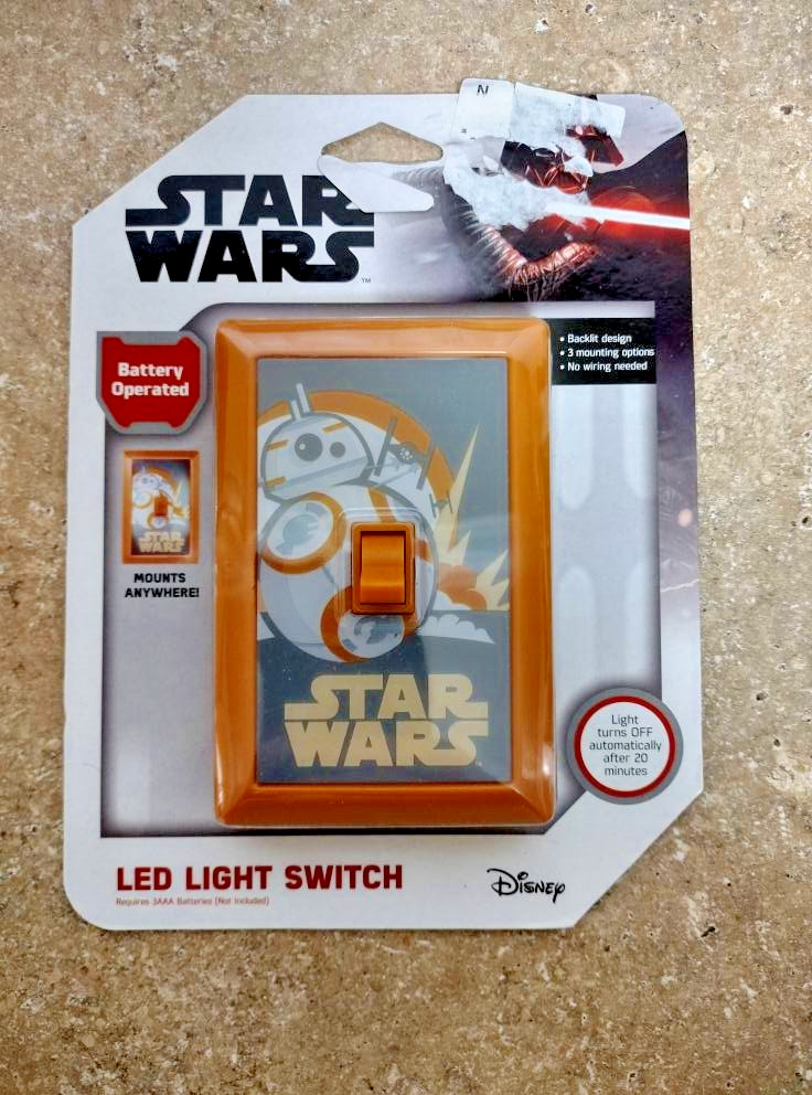 Star Wars Switch LED Night Light, Manual On / Off Switch New