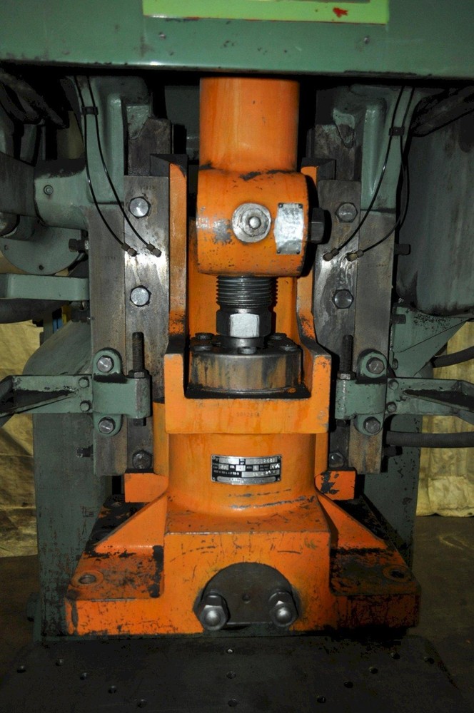 60 TON L AND J OBI PRESS