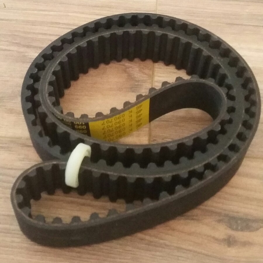 Volvo OEM Timing Belt 272386