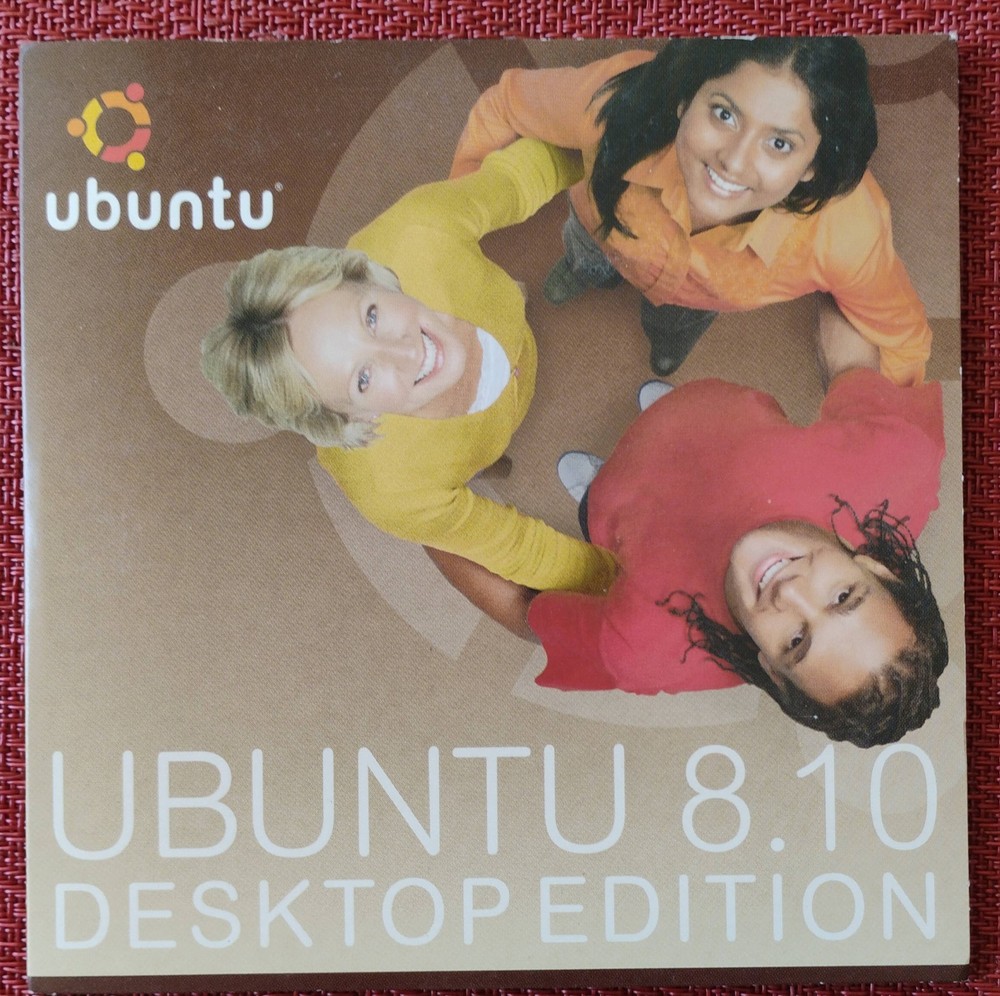 Ubuntu 8.10 Desktop Edition operating system on CD
