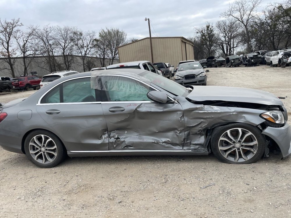 Front Camera 2016 MERCEDES BENZ C300 Multipurpose (windshield mtd) 1010095