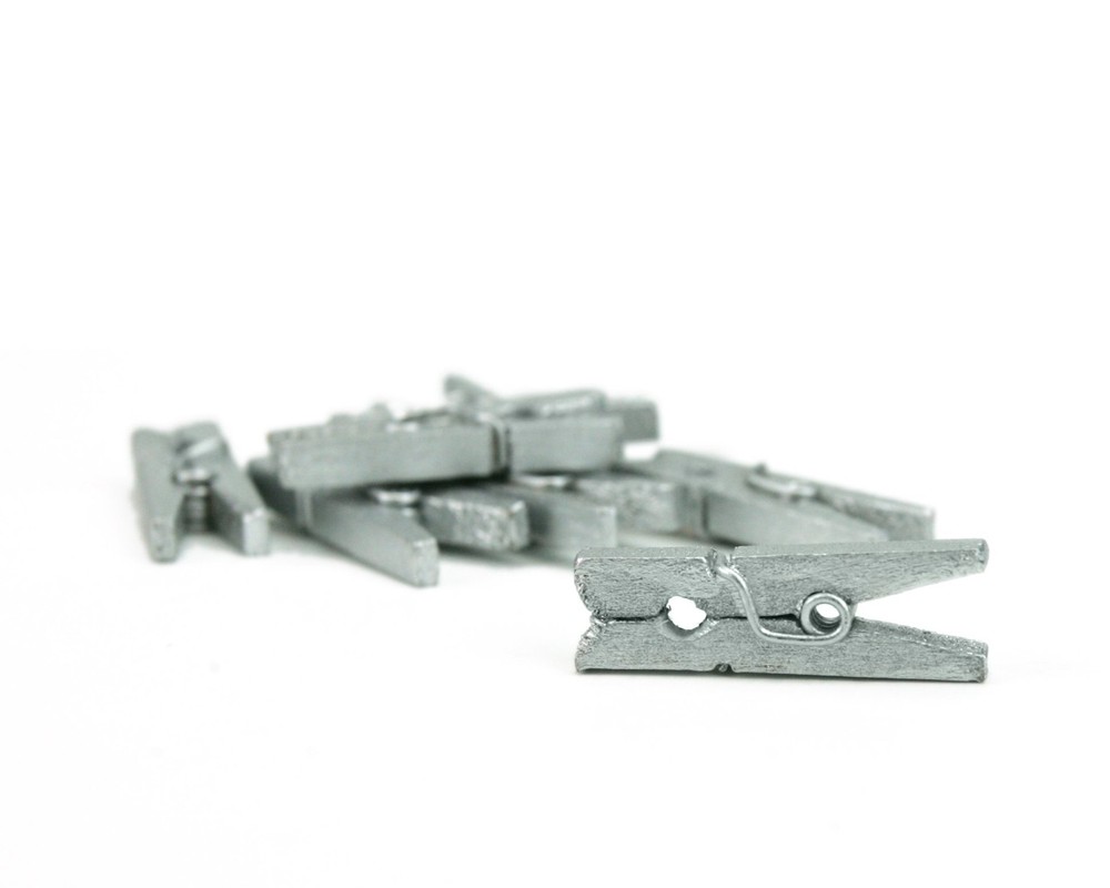 Wooden Mini Clothespins 200 Per Pack 1" 2.5cm Silver
