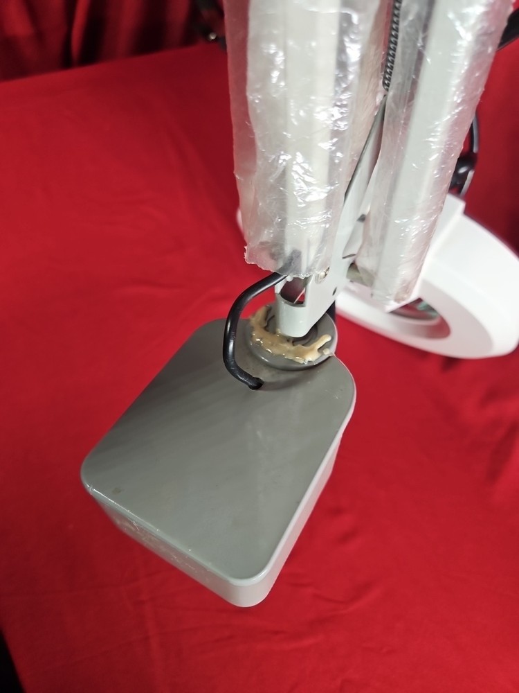 CME Light Magnifying Glass Arm Articulate Refurbished