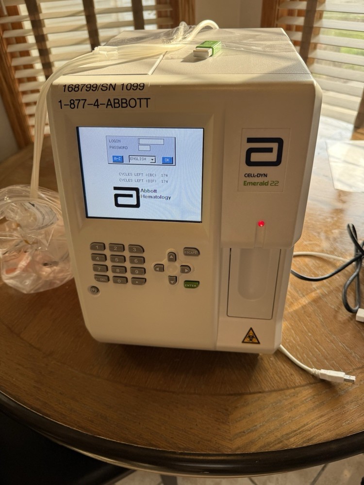 Abbott CELL-DYN Emerald 22 Hematology Analyzer