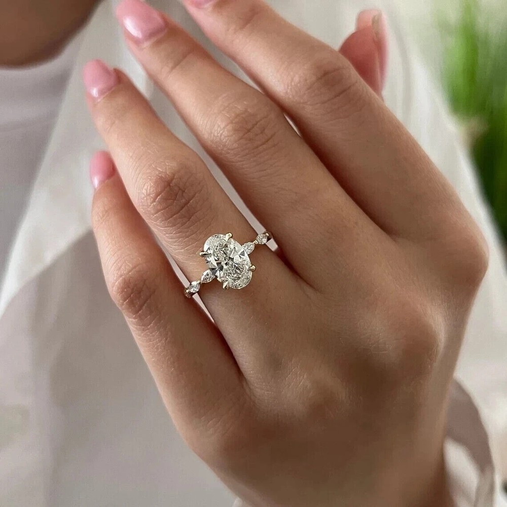 Solid In 14k Yellow Gold Oval Cut Lab Grown Diamond EF/VVS Ring Size 5.5