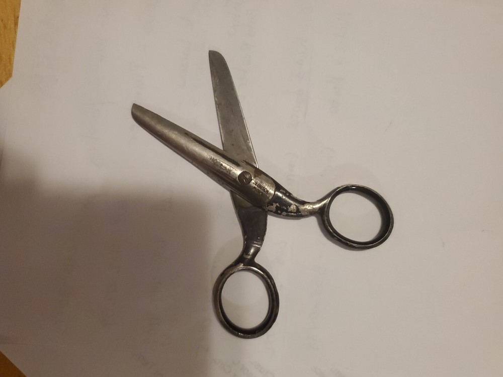 Vintage Heinisch 4" School Scissors Made in U.S.A.