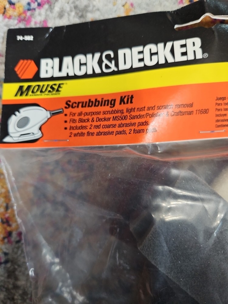 BLACK & DECKER MOUSE SANDER SCRUBBING KIT. 6 PADS.