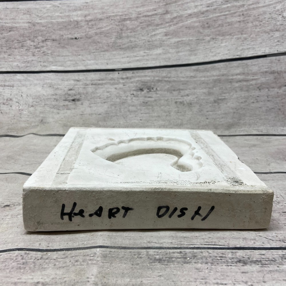 Unbranded Ceramic Casting Mold Heart Dish