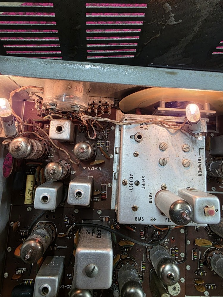 💥Powers On💥Vintage Heathkit HW-101 Ham Radio SSB Transceiver