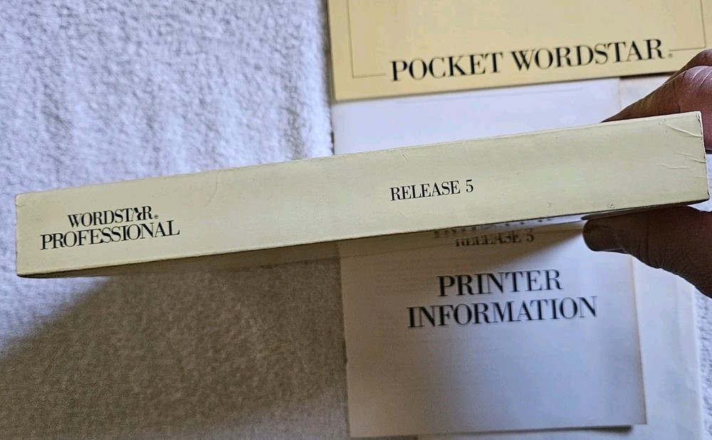 1988 Wordstar Professional Release 5 Printer Manual Reference Guide