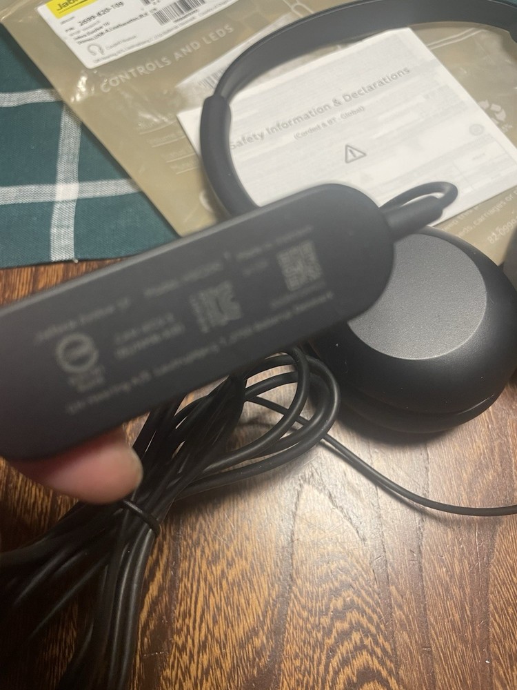 Jabra Evolve 10 Wired Headset Noise Cancelling Mic USB-A PC Call Control, Black