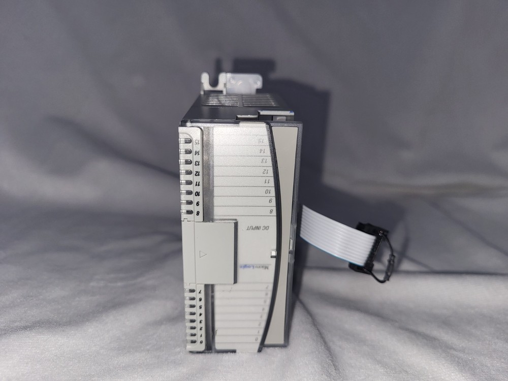 Allen-Bradley Micro Logix 1762-IQ16 Input Module Ser: B