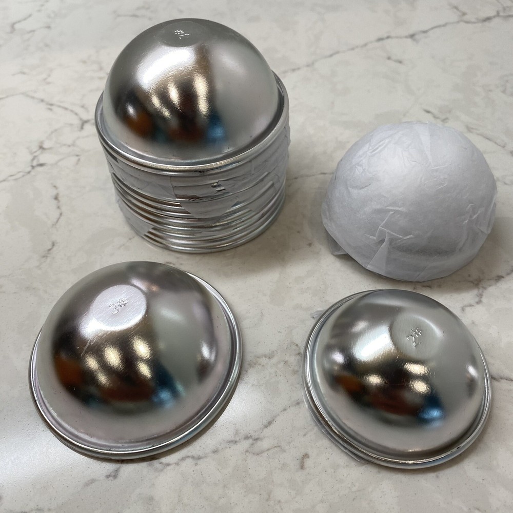 16 PCS Set Bath Bomb Mold Kit Soap Mold & Bath Bombs Press