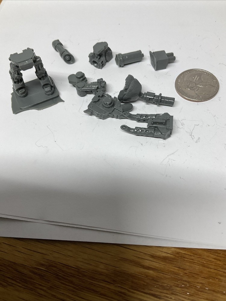 Unknown Battle Robot Warhammer Battletech ?