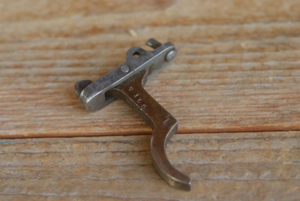 WWII 6.5mm Japanese Arisaka Type 38 Trigger Assembly Gun Part Marked