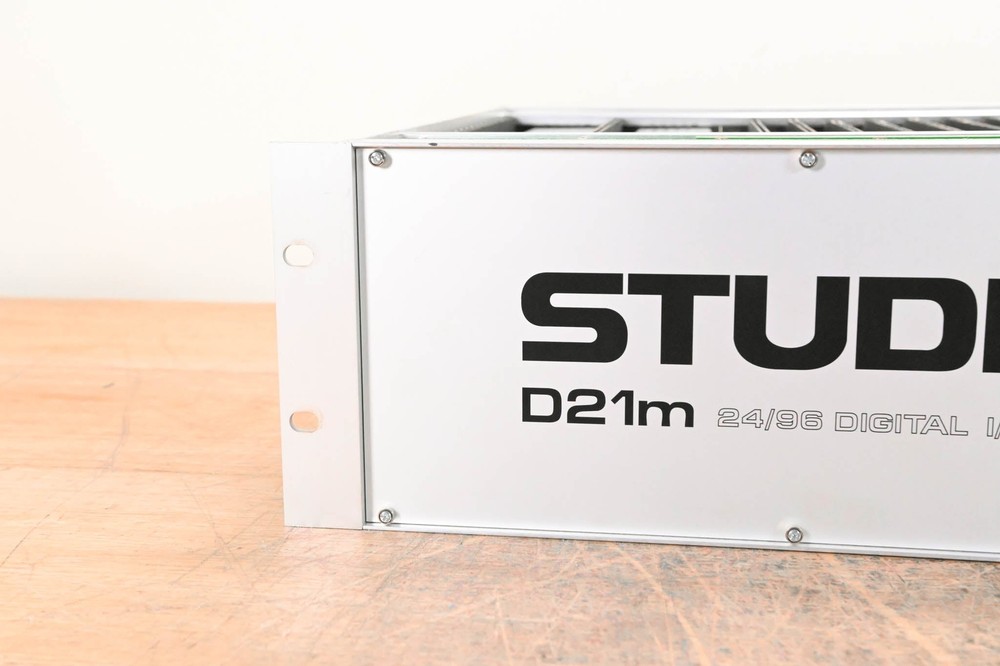 Studer D21m Modular I/O System with Madi HD Link Card CG01BZS