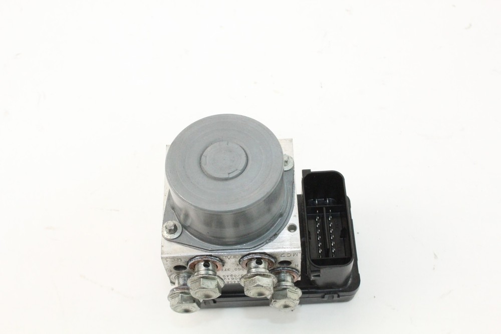16 2016 Aprilia RSV4 RF 1000 Abs Control Module Pump