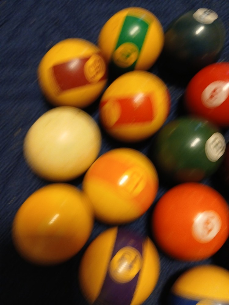 Vintage Broken Stripe Pocket Billiard Balls Complete Set