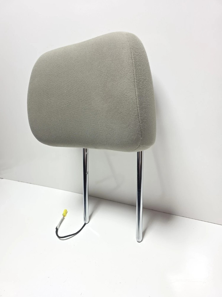 Jeep Grand Cherokee Dodge Durango 11–22 Gray Cloth Active Front Headrest OEM