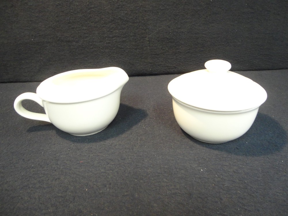 Pfaltzgraff  ARCADIA WHITE Cream and Sugar