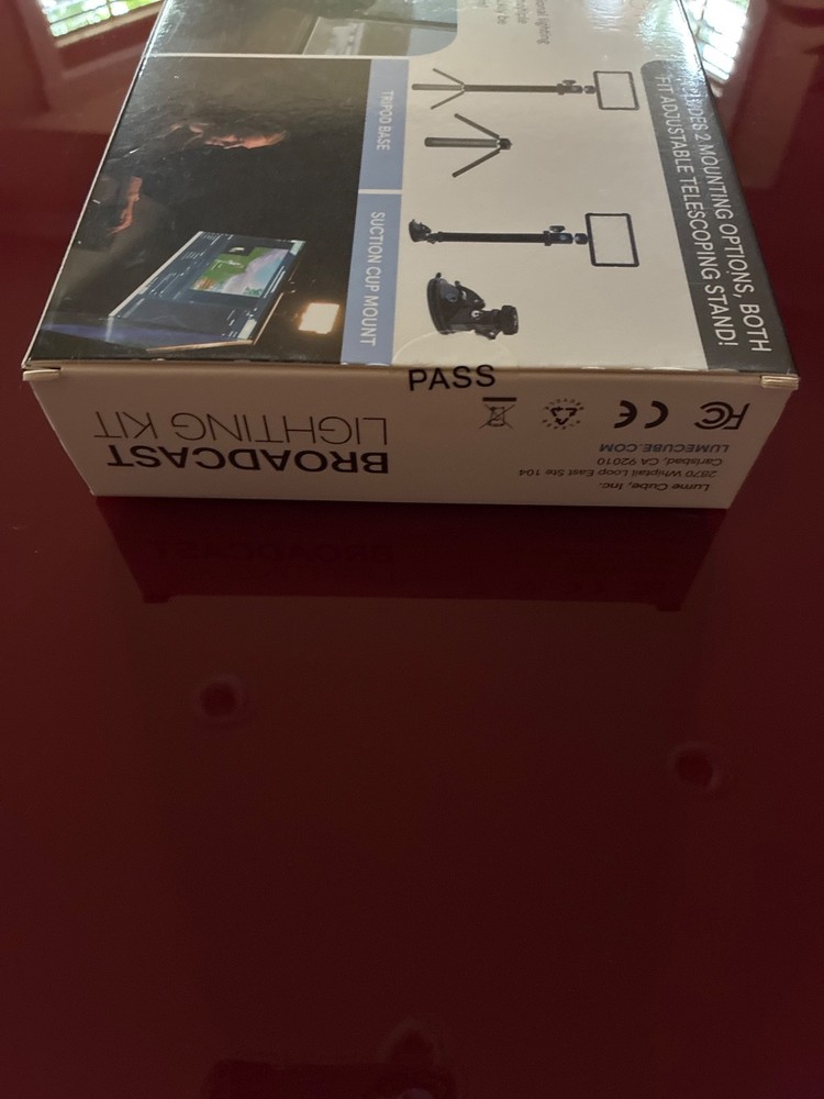 Lume Cube LC-BLK Broadcast Desktop Lighting Kit Professional Light for Streaming