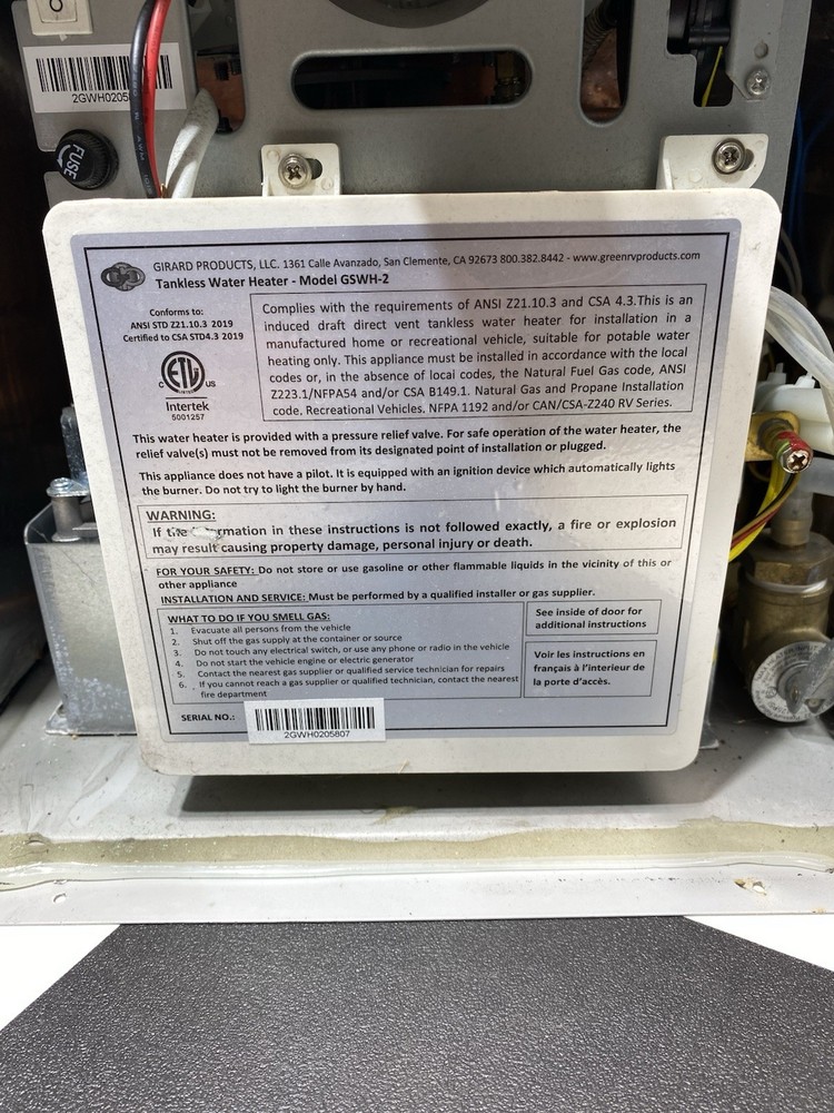 GIRARD 2GWHAM Tankless Water Heater For Parts Or Repair Only