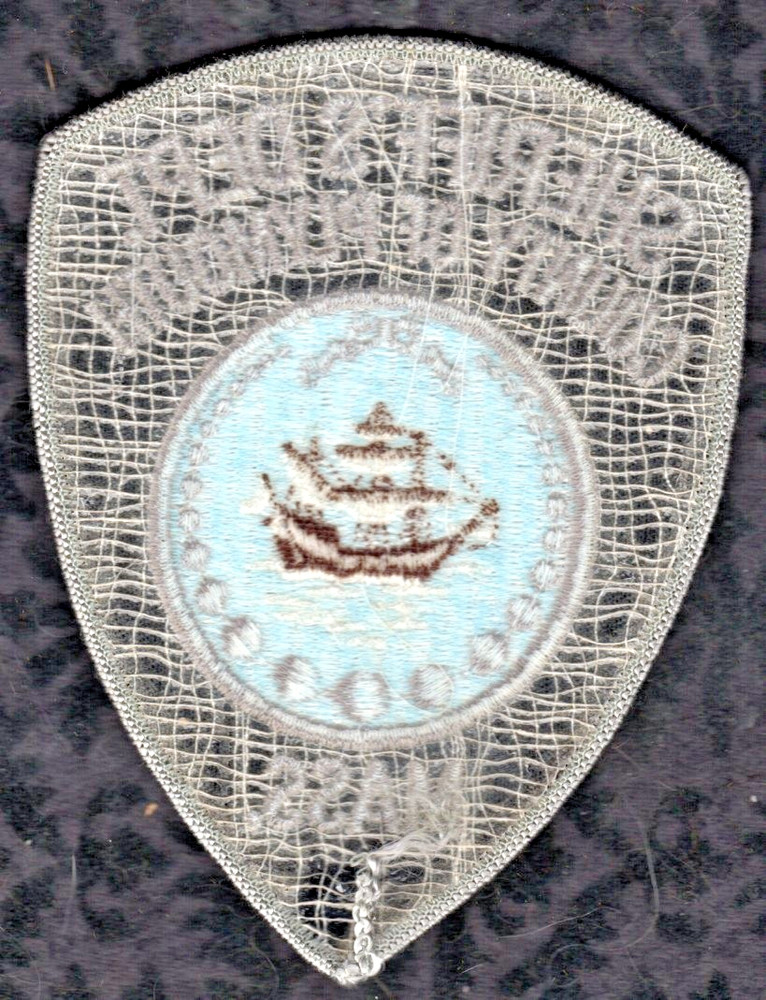 Plymouth Massachusetts Sheriff Shoulder Patch = ( BB-2 ) Read " Item Condition