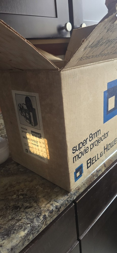 Bell & Howell Autoload 8MM Super - Model 456Z - Original Box - Perfect