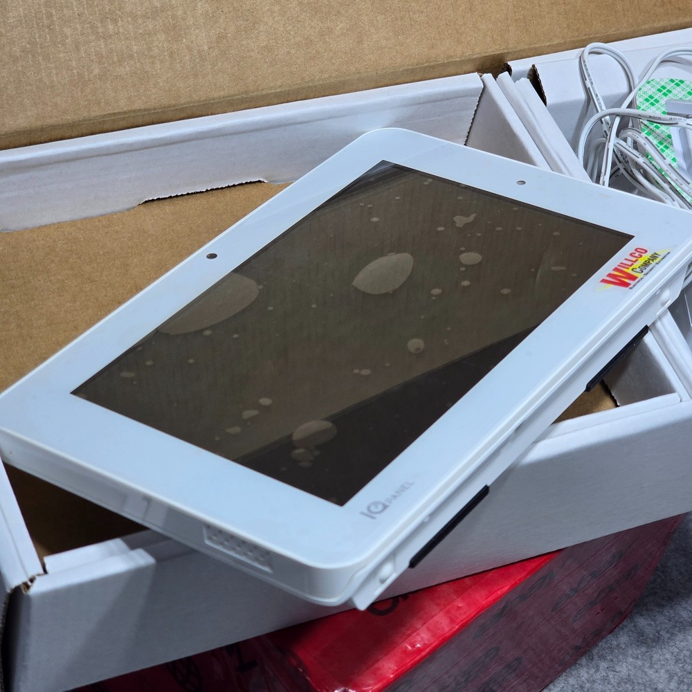 OLSYS IQPANEL2+ 7” HD Touchscreen Security & Smart Home Control System Open Box