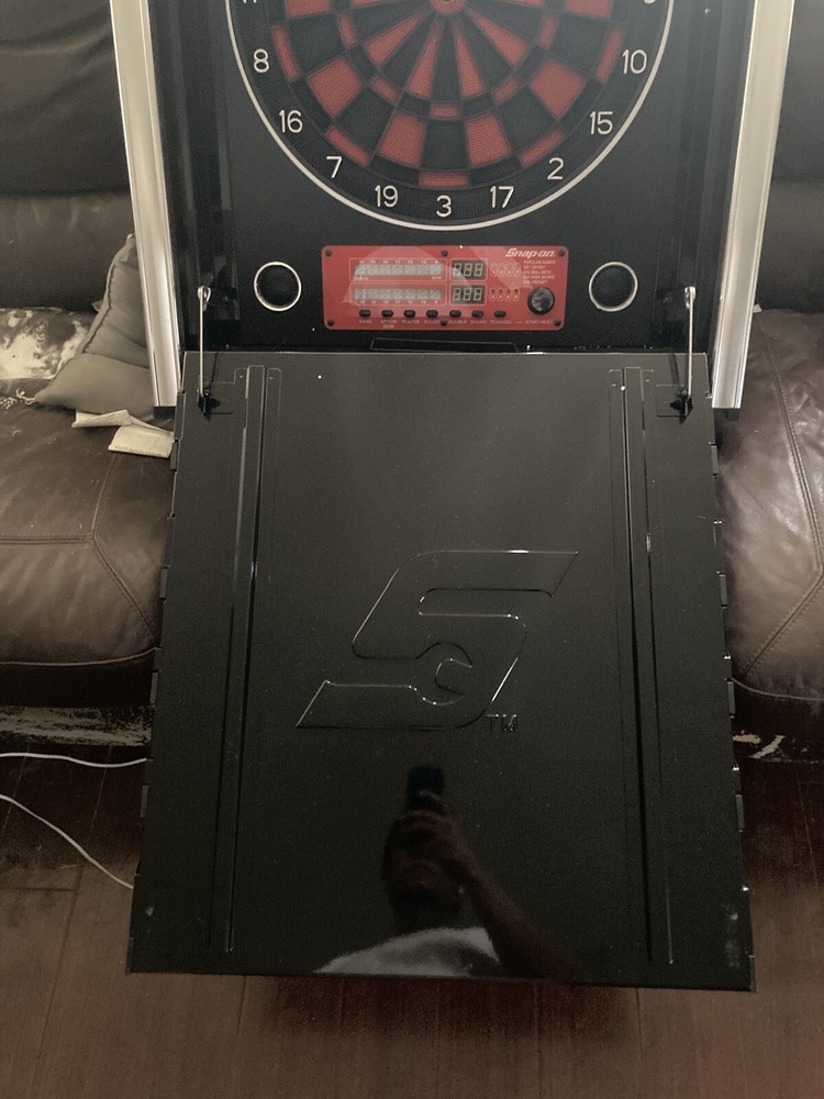 Snap-on Electronic Dart Board Epiq