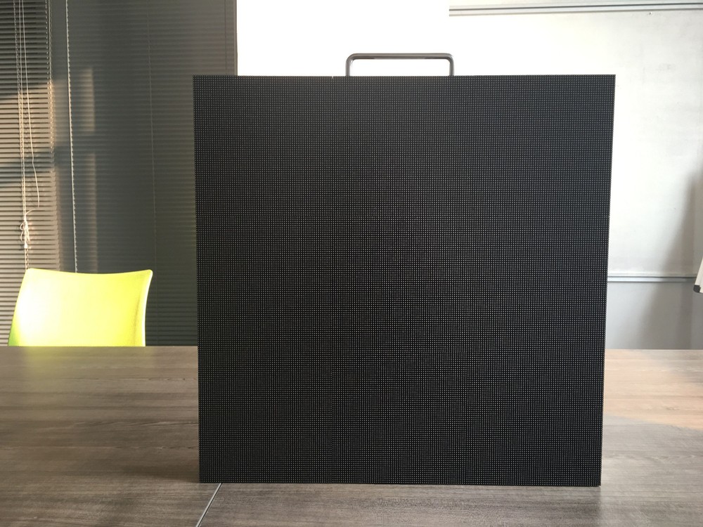 Turn-key LED VIDEO WALL Professional System w/ Cases & Training (2.5mm or 3.9mm)