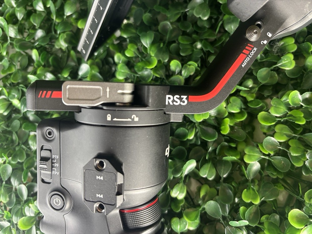 dji rs 3 gimbal stabilizer