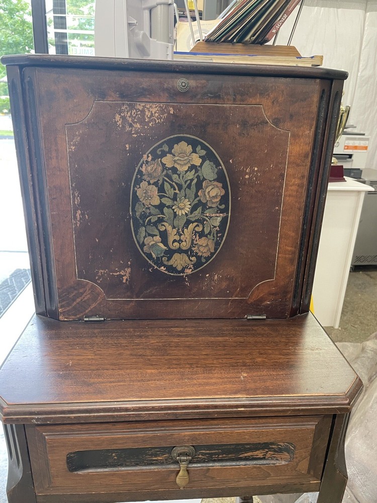 antique makeup vanity table