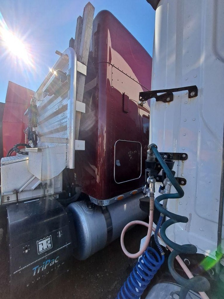 Replaces 2017 PETERBILT 579 CAB , GA