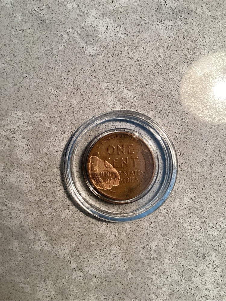 1928 Lincoln Cent With Lamination Error On Reverse